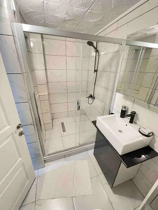 Remzi Bey Apartment Istanbul